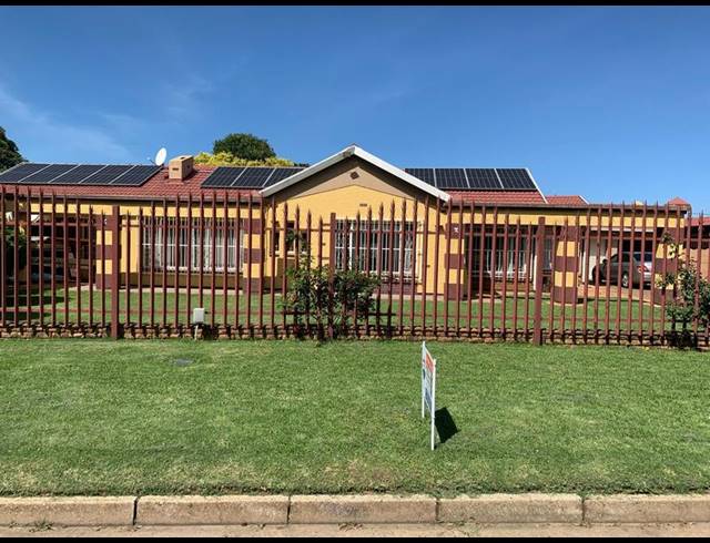 3 BEDROOM HOUSE FOR SALE IN WITFIELD